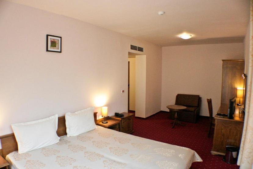 Hotel Bozhentsi Chernevtsi Room photo
